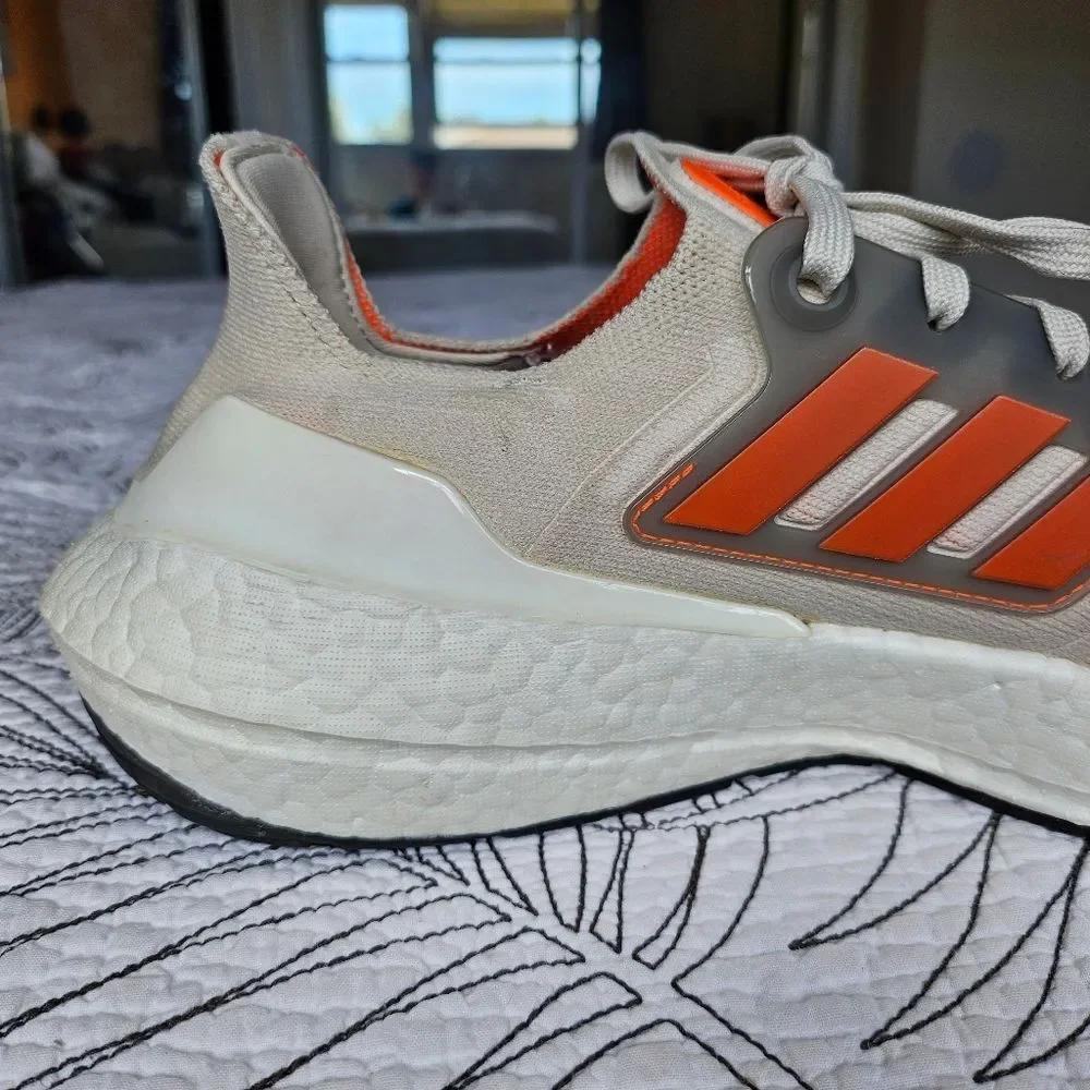 VGUC Adidas Ultra-boost 22 Aluminum Impact Orange Cream Men 8